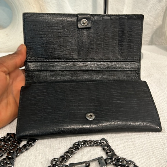 Gucci Black Long Leather wallet Authentic with chain - Picture 9 of 13